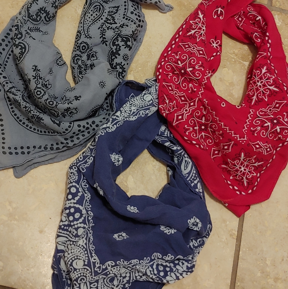Vintage Bandanas hankies masks lot